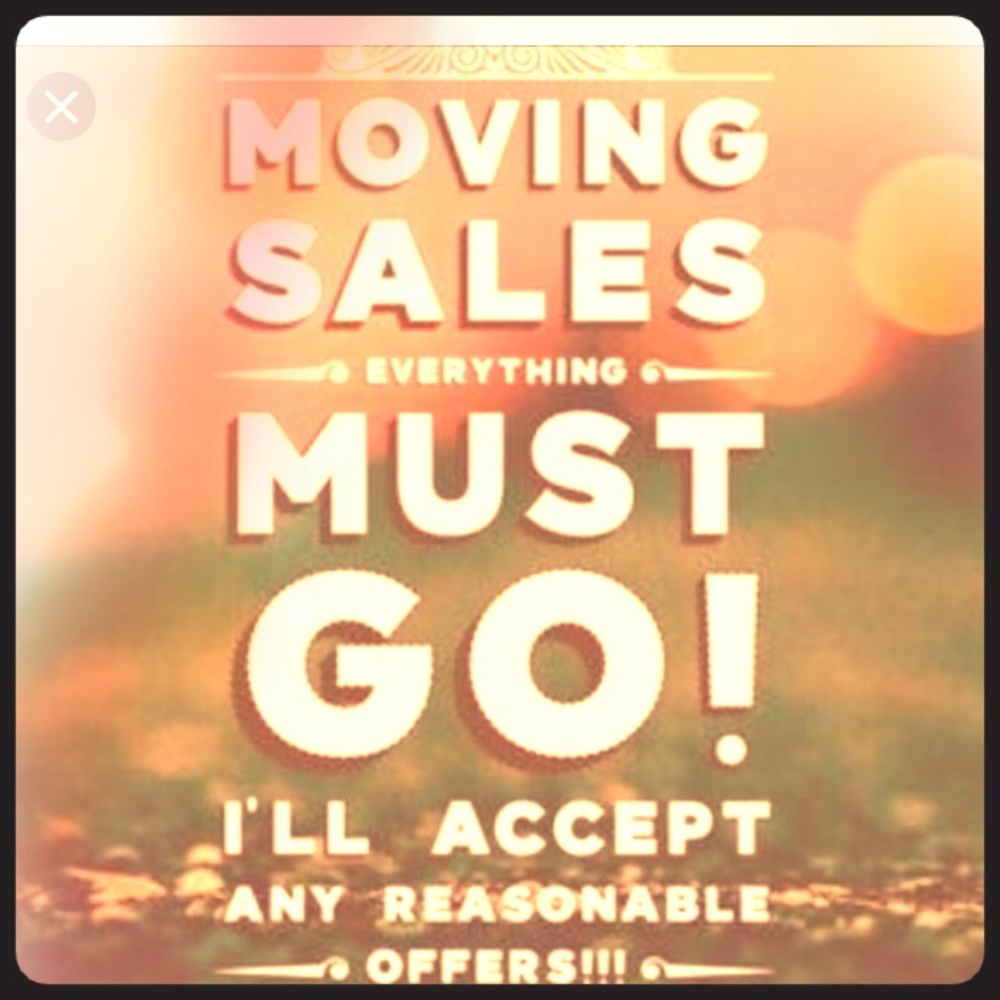Moving sale